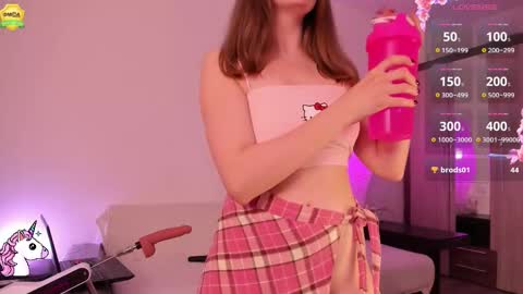 Snapshot of babyuniporn chatting on 12/02/25, 02:23 Eva online show from 12/02/25, 02:23