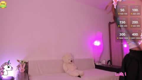 Snapshot of babyuniporn chatting on 03/20/26, 06:46 Eva online show from 03/20/26, 06:46