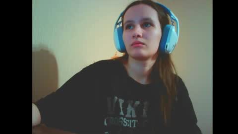 Snapshot of babywaifu1 chatting on 02/19/25, 04:44 Alice online show from 02/19/25, 04:44