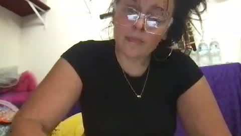Snapshot of babyyky chatting on 07/16/26, 05:19 babyyky online show from 07/16/26, 05:19