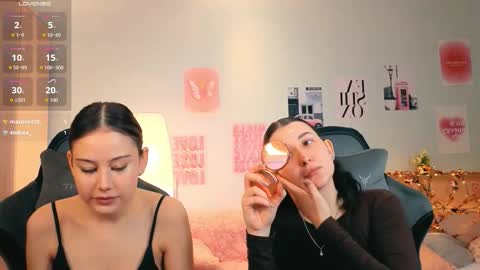 Adelya and Aliya online show from 01/06/26, 11:36