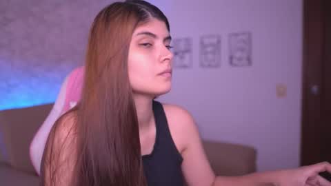 Snapshot of babyzoe_ chatting on 02/13/25, 11:39 babyzoe_ online show from 02/13/25, 11:39