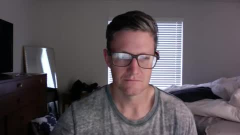 Snapshot of backsweatdaddy chatting on 11/23/25, 04:51 backsweatdaddy online show from 11/23/25, 04:51