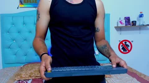 Snapshot of bad__couple_ chatting on 10/16/25, 10:16 s online show from 10/16/25, 10:16