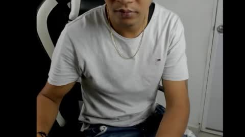 Snapshot of bad_boy_master_findom chatting on 02/26/26, 11:15 bad_boy_master_findom online show from 02/26/26, 11:15