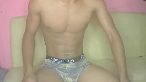 badaddo910342 online show from 02/08/26, 03:32