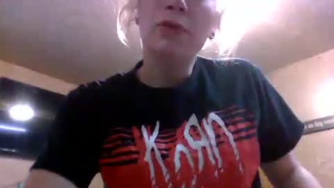 Snapshot of badbitch520 chatting on 02/25/26, 12:15 Badbitch520 online show from 02/25/26, 12:15