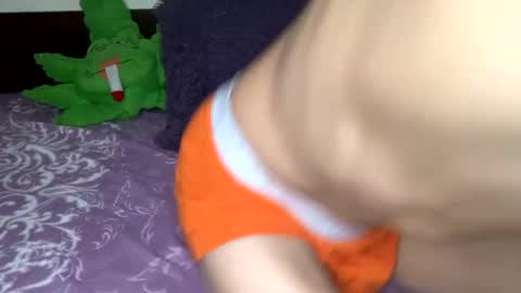 Snapshot of badboybmw chatting on 02/15/25, 04:12 M online show from 02/15/25, 04:12