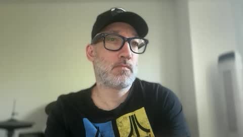 Snapshot of badboymusician chatting on 05/28/26, 09:01 RockHardDrummer online show from 05/28/26, 09:01