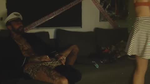 BadCouple  online show from 11/01/25, 04:03