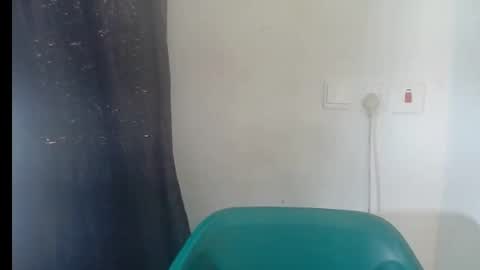Snapshot of baddiebitchx chatting on 05/04/26, 12:45 baddiebitchx online show from 05/04/26, 12:45