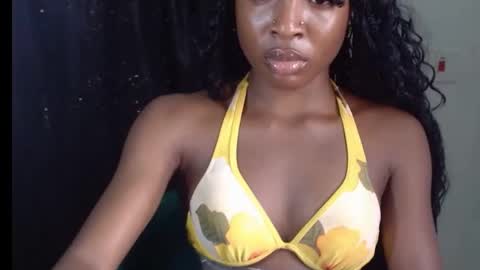 Snapshot of baddiebitchx chatting on 05/14/26, 10:33 baddiebitchx online show from 05/14/26, 10:33