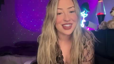 baddiejess618433 online show from 03/08/25, 05:38