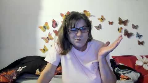 Snapshot of badgg chatting on 12/01/24, 07:03 Gina online show from 12/01/24, 07:03