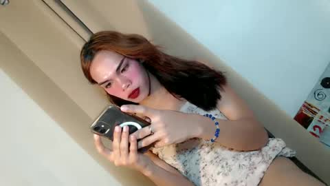 Snapshot of badgirl_jasmine chatting on 06/16/26, 01:47 jasmine online show from 06/16/26, 01:47