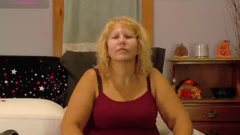 Badgirlpr online show from 10/05/25, 09:45