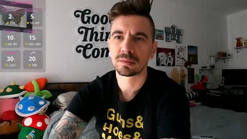 Couple of Bad Rabbits online show from 12/15/24, 08:04