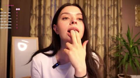 Snapshot of bae_miamor chatting on 04/29/26, 03:27 Hello my name is Ariella online show from 04/29/26, 03:27