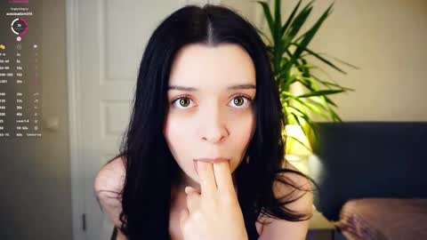 Snapshot of bae_miamor chatting on 05/26/26, 05:42 Hello my name is Ariella online show from 05/26/26, 05:42