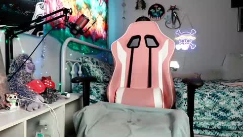 Bae Bae Blue online show from 10/29/25, 07:04