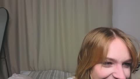 Snapshot of baeyoda chatting on 04/21/26, 04:12 Kate online show from 04/21/26, 04:12