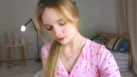 Kate online show from 06/05/26, 04:13
