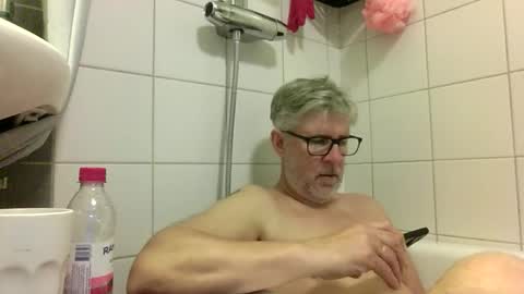baggelina75 online show from 05/10/26, 04:01
