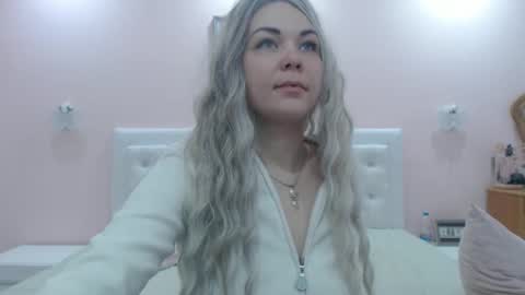 Banana online show from 04/14/26, 09:15