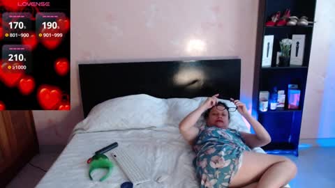 sandra online show from 12/17/24, 09:16