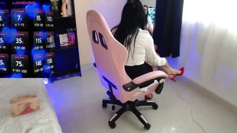 sandra online show from 12/22/24, 12:38