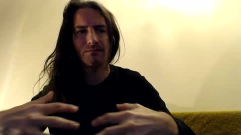 Bailey online show from 09/25/25, 12:14