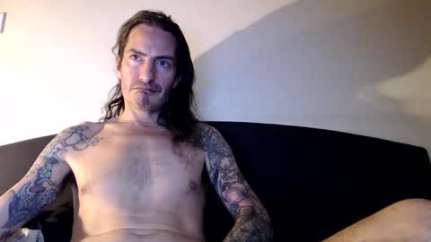 Snapshot of bailey39 chatting on 02/11/26, 02:05 Bailey online show from 02/11/26, 02:05