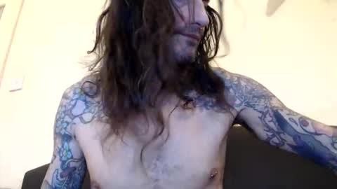 Snapshot of bailey39 chatting on 02/18/26, 12:28 Bailey online show from 02/18/26, 12:28