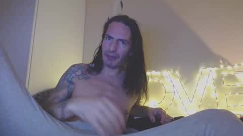 Snapshot of bailey39 chatting on 03/02/26, 12:02 Bailey online show from 03/02/26, 12:02