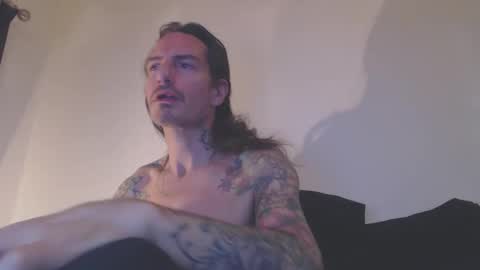 Bailey online show from 03/29/26, 01:05