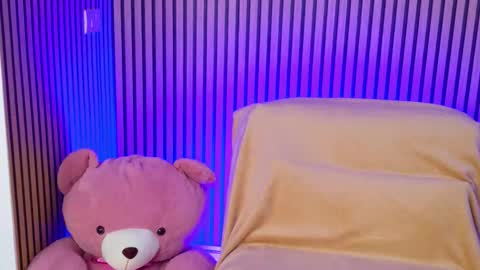 Bailey online show from 01/18/26, 04:55