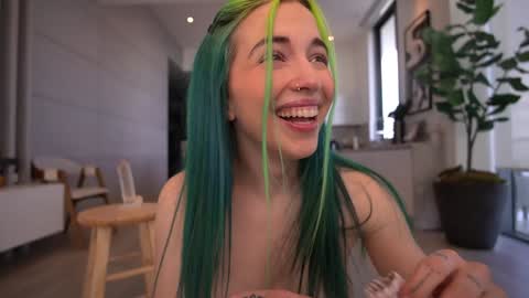 Snapshot of bailey_eilish chatting on 01/09/26, 05:15 Bailey online show from 01/09/26, 05:15