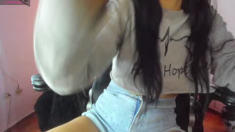 Snapshot of baileyadamss chatting on 01/13/25, 08:48 IM BAILEY online show from 01/13/25, 08:48