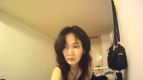 Snapshot of bailliy chatting on 02/21/25, 11:10 bailliy online show from 02/21/25, 11:10