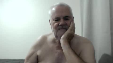 Snapshot of baker242 chatting on 10/05/25, 11:24 Baker242 online show from 10/05/25, 11:24