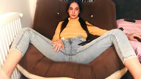 Amy online show from 10/24/25, 09:33