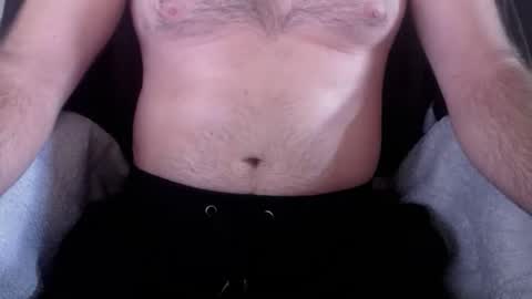 Snapshot of ballsnhair chatting on 09/19/25, 10:49 ballsnhair online show from 09/19/25, 10:49