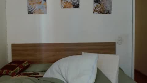 Andres -  online show from 12/17/24, 03:17