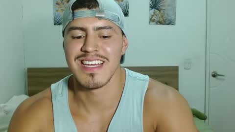 Andres -  online show from 02/08/25, 02:58