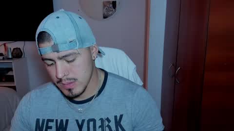 Andres -  online show from 04/27/26, 01:53