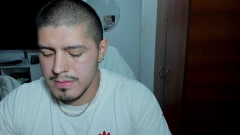 Andres -  online show from 06/11/26, 02:53