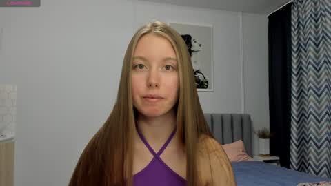 Kira online show from 12/06/24, 12:34