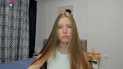 Kira online show from 02/17/25, 07:31