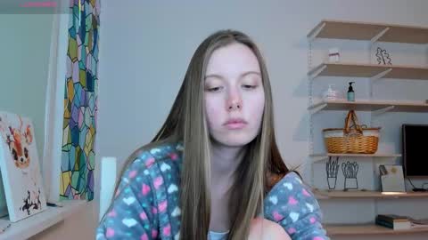 Kira online show from 09/28/25, 03:50