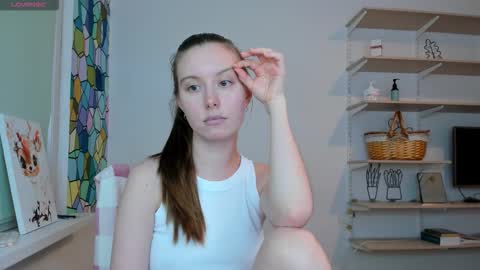 Kira online show from 11/04/25, 01:38